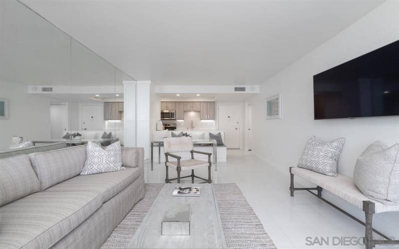 1770 Avenida del Mundo, Coronado, California 92118, 1 Bedroom Bedrooms, ,1 BathroomBathrooms,Residential Rental,For Rent,Avenida del Mundo,180059240