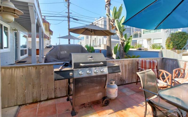 717 Ensenada Court, Pacific Beach, California 92109, 4 Bedrooms Bedrooms, ,3 BathroomsBathrooms,Residential Rental,For Rent,Ensenada Court,230005570