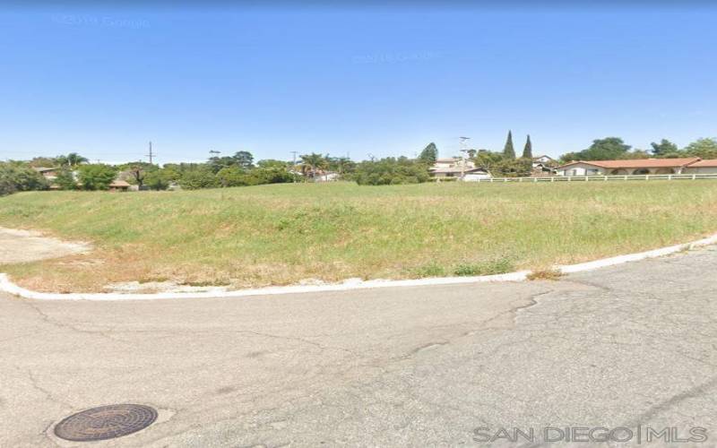 907 Elder, Fallbrook, California 92028, ,Lot/land,For Sale,Elder,230007311