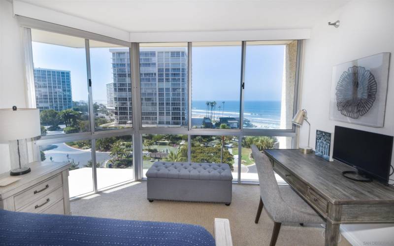 1750 Avenida Del Mundo, Coronado, California 92118, 2 Bedrooms Bedrooms, ,2 BathroomsBathrooms,Residential Rental,For Rent,Avenida Del Mundo,230013274