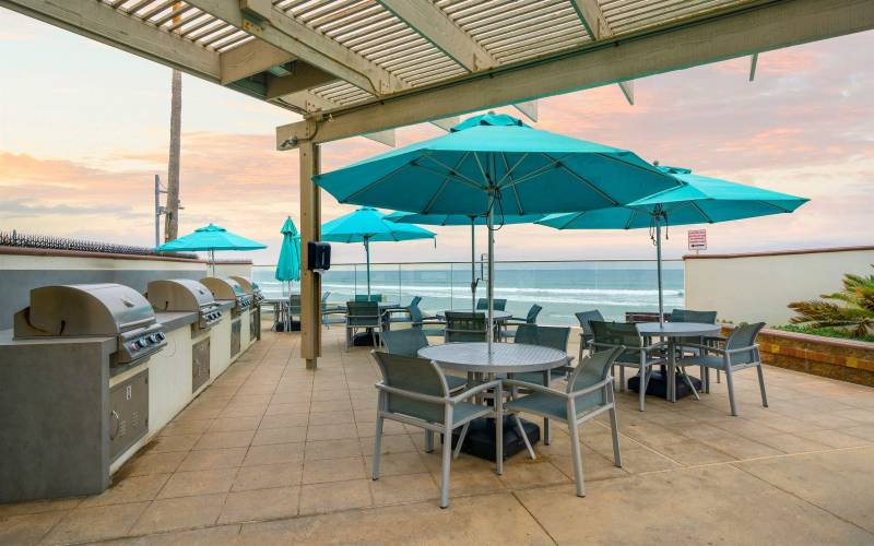 1750 Avenida Del Mundo, Coronado, California 92118, 2 Bedrooms Bedrooms, ,2 BathroomsBathrooms,Residential Rental,For Rent,Avenida Del Mundo,230013274