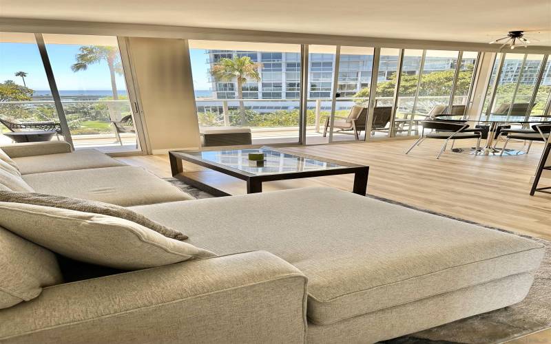 1750 Avenida Del Mundo, Coronado, California 92118, 2 Bedrooms Bedrooms, ,2 BathroomsBathrooms,Residential Rental,For Rent,Avenida Del Mundo,230016513