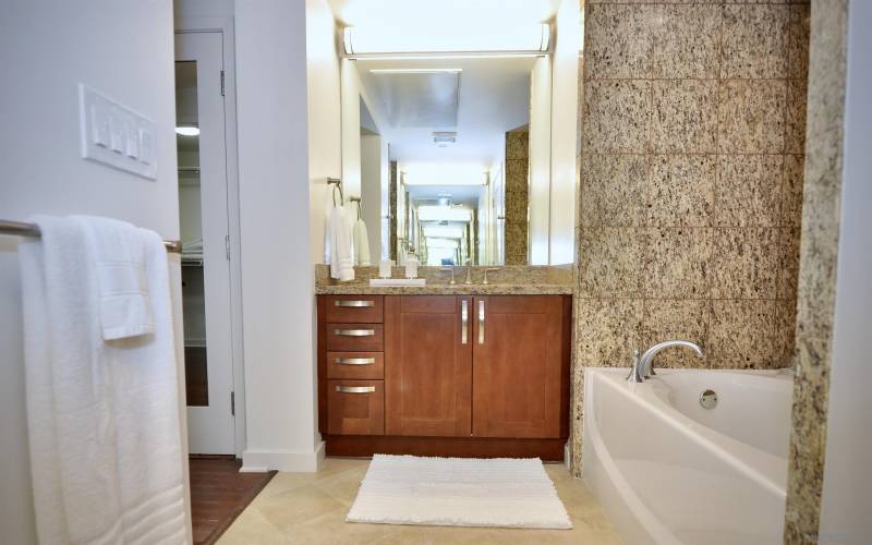 5410 La Jolla Blvd., La Jolla, California 92037, 2 Bedrooms Bedrooms, ,2 BathroomsBathrooms,Residential Rental,For Rent,La Jolla Blvd.,230016879 5410 La Jolla Blvd., La Jolla, California 92037, 2 Bedrooms Bedrooms, ,2 BathroomsBathrooms,Residential Rental,For Rent,La Jolla Blvd.,230016879