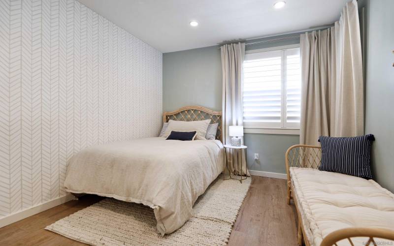 5430 La Jolla Boulevard, La Jolla, California 92037, 2 Bedrooms Bedrooms, ,2 BathroomsBathrooms,Residential Rental,For Rent,La Jolla Boulevard,230016884