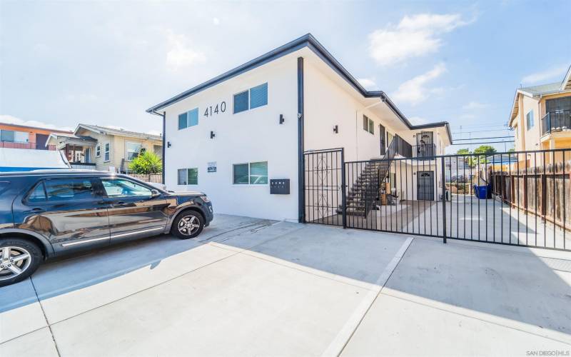 4140 48th St, San Diego, California 92105, 1 Bedroom Bedrooms, ,2-4 Units,For Sale,48th St,230019387