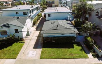 141 Cherry, Carlsbad, California 92008, 1 Bedroom Bedrooms, ,Commercial-res Income,For Sale,Cherry,230019662