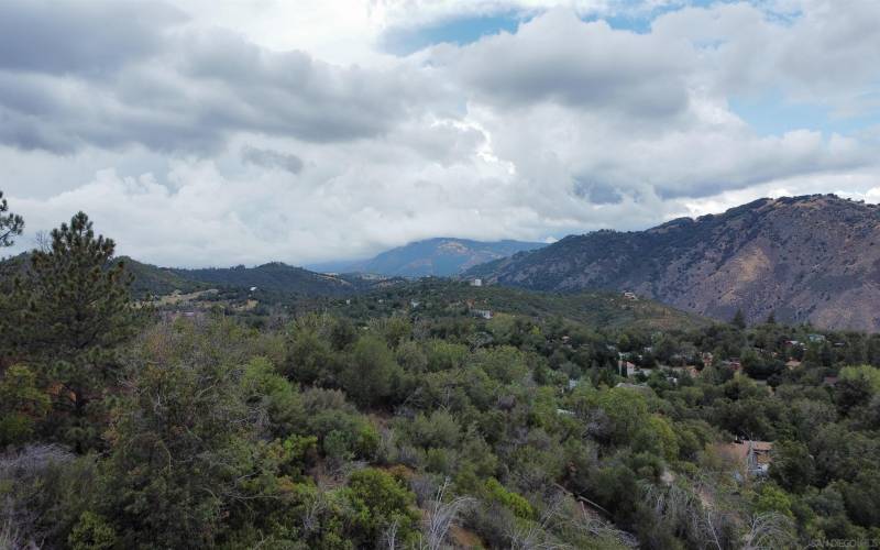 911 Valley View Dr, Julian, California 92036, ,Lot/land,For Sale,Valley View Dr,230020297