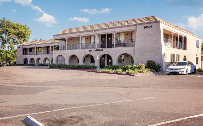 10505 & 10509 San Diego Mission Rd, San Diego, California 92108, ,Lot/land,For Sale,San Diego Mission Rd,230021039