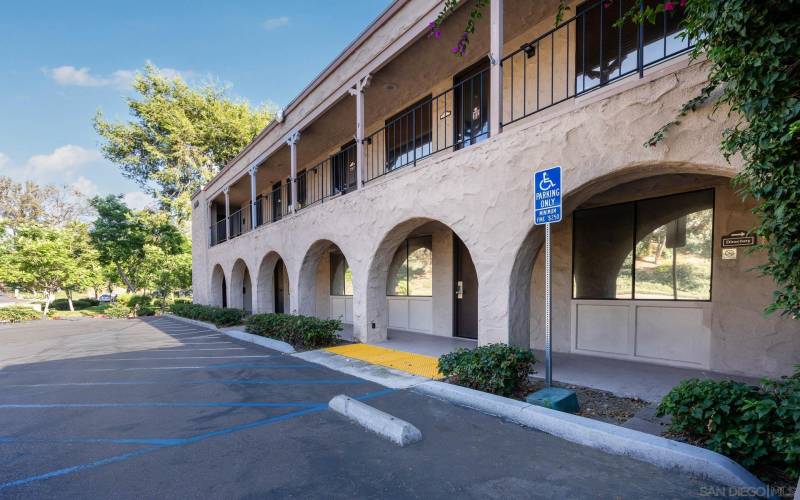 10505 & 10509 San Diego Mission Rd, San Diego, California 92108, ,Lot/land,For Sale,San Diego Mission Rd,230021039