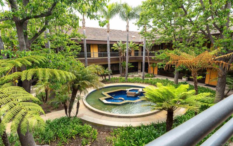 6390 Greenwich Drive, San Diego, California 92122, 1 Bedroom Bedrooms, ,Commercial-off/rtl/ind,For Sale,Greenwich Drive,230021904