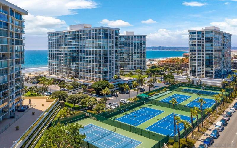 1730 Avenida Del Mundo, Coronado, California 92118, 1 Bedroom Bedrooms, ,1 BathroomBathrooms,Residential Rental,For Rent,Avenida Del Mundo,230022603