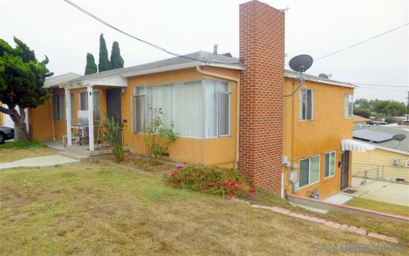 1304 4th St, National City, California 91950, 1 Bedroom Bedrooms, ,2-4 Units,For Sale,4th St,190050732