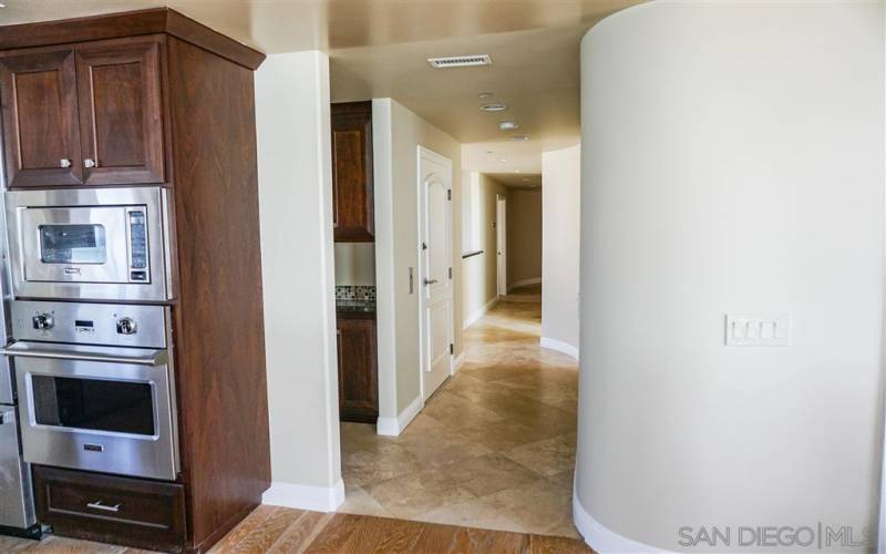 516 The Strand, Oceanside, California 92054, 1 Bedroom Bedrooms, ,2-4 Units,For Sale,The Strand,190053849