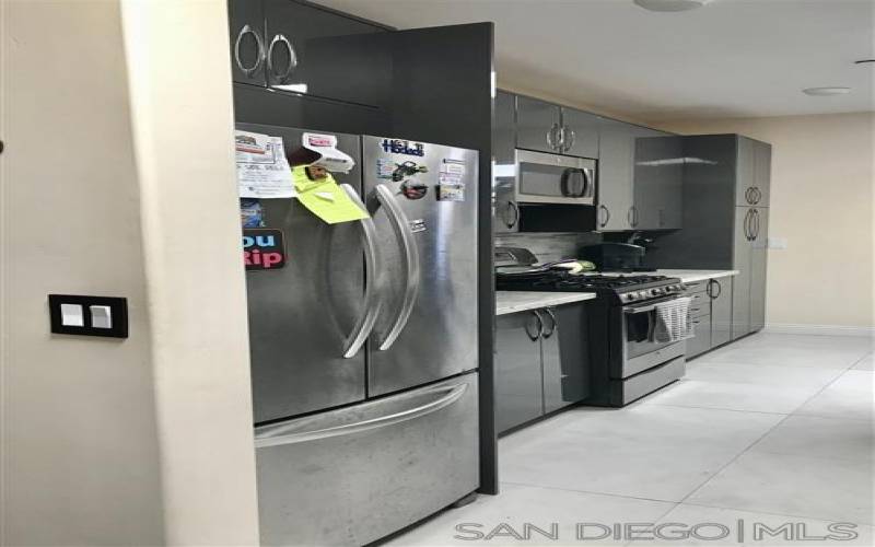 4741 Point Loma Ave, San Diego, California 92107, 1 Bedroom Bedrooms, ,2-4 Units,For Sale,Point Loma Ave,190056864